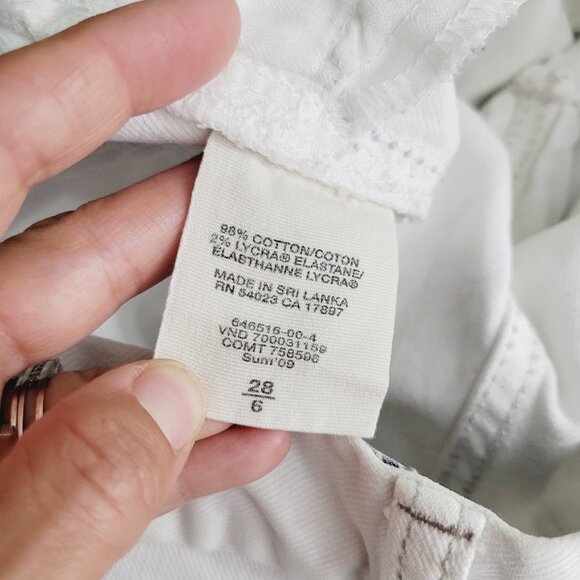 Gap Jeans Women's White Cotton Blend Low Rise Cropped Slim Fit Jeans Size 6 - Picture 10 of 14
